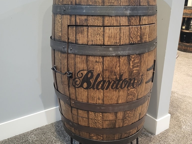 Another  beautiful piece out the door!  As soon as this customer heard we had a Blanton’s barrel the order was placed!  We are sending prayers along with this barrel as the customers were picking it up to bring to their new home in Sarasota, Florida😬 

🙏Sending prayers for safety and a fast recovery for everyone affected by Helen and Milton🙏